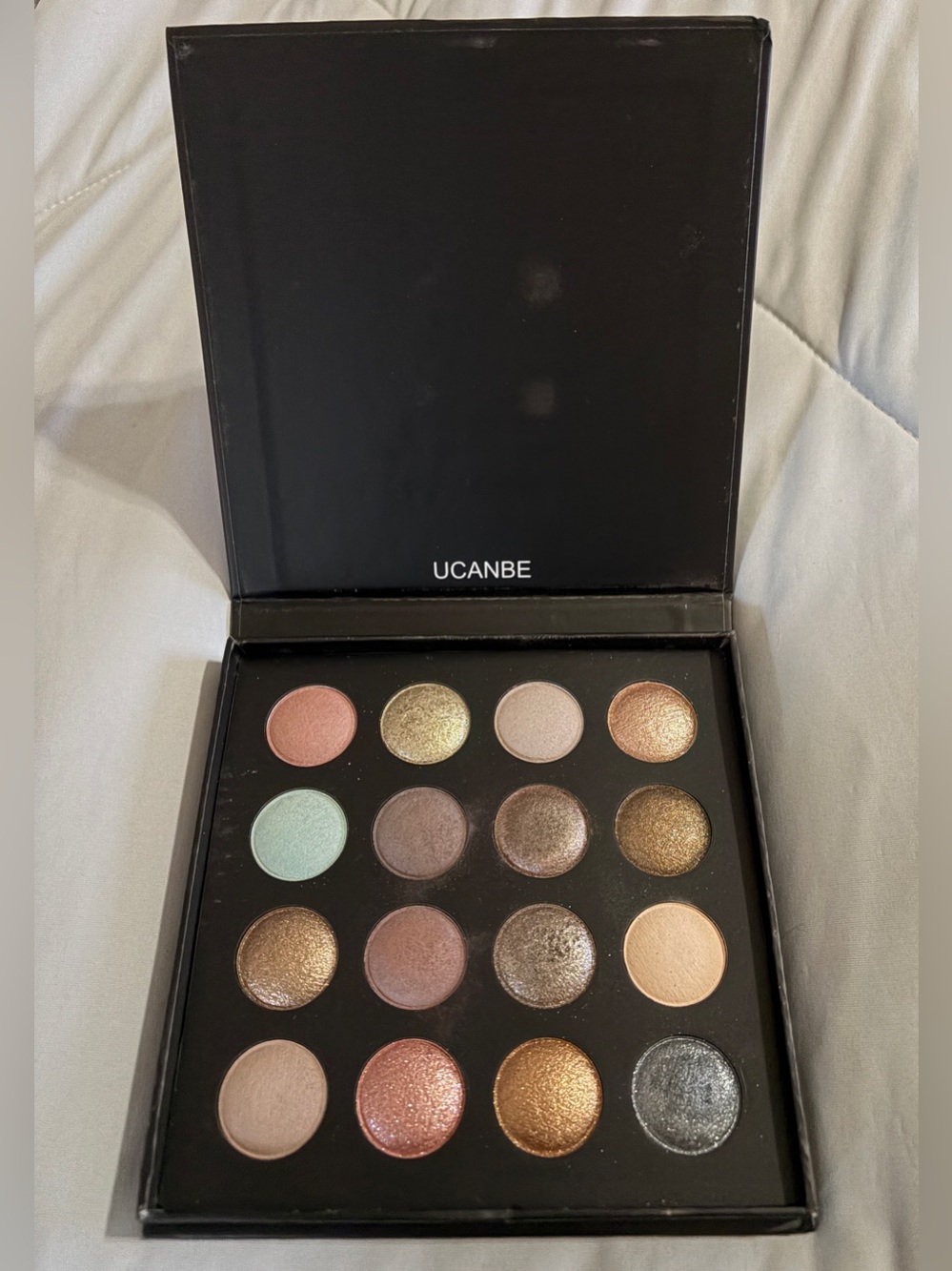 Women Makeup 16-Color Shimmer Eyeshadow Palette - Neutral & Rose Shades